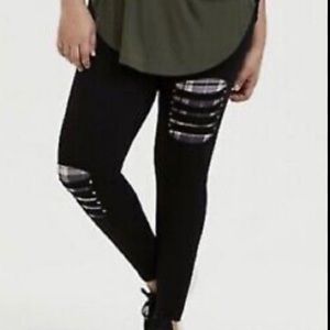 Torrid black and purple ripped peekaboo leggings